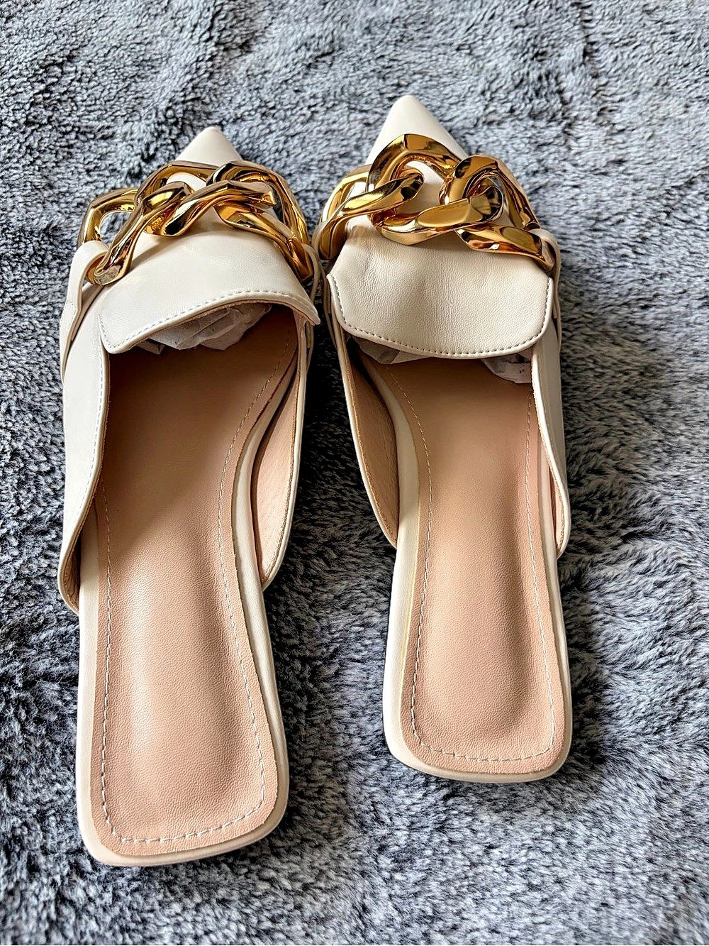 Pointed Toe Chain Mules in Cream EU 43 Like New - Picture 3 of 4